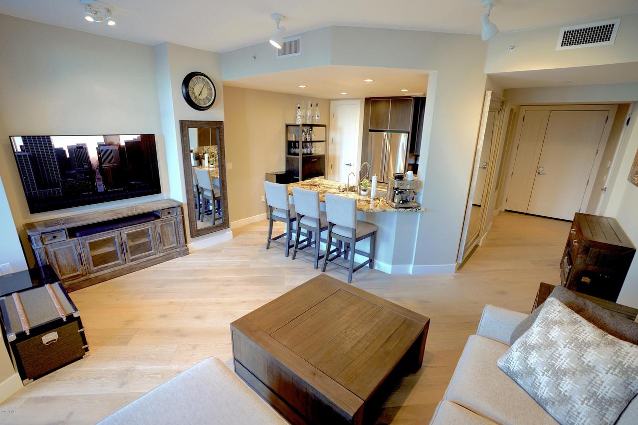 140 E Rio Salado Pkwy. #702, Tempe, AZ 85281
