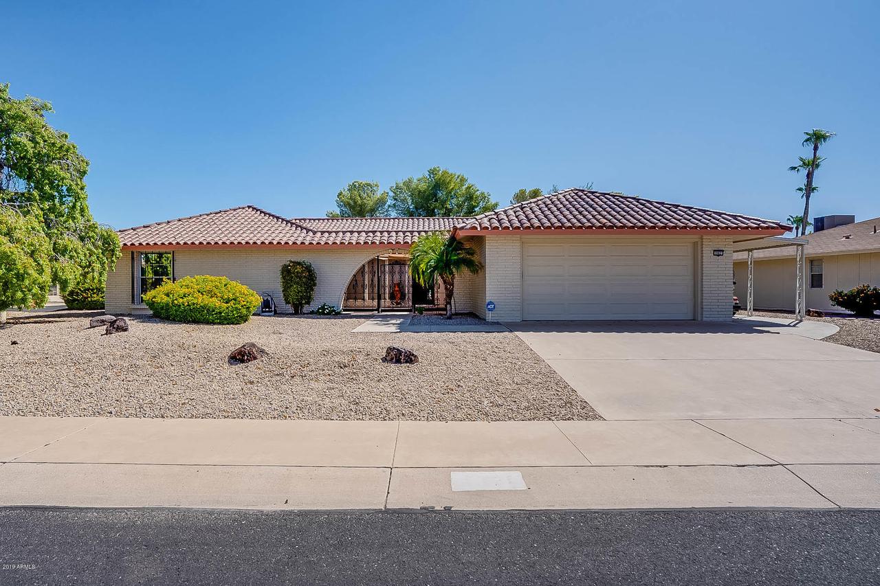19821 N Turquoise Hills Dr., Sun City, AZ 85373