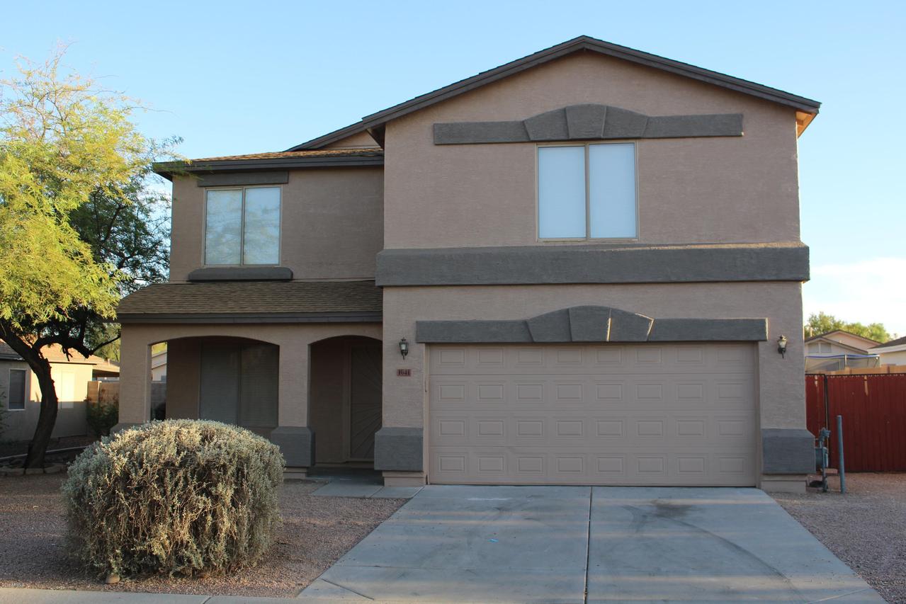 1041 E Silversmith Tr., San Tan Valley, AZ 85143