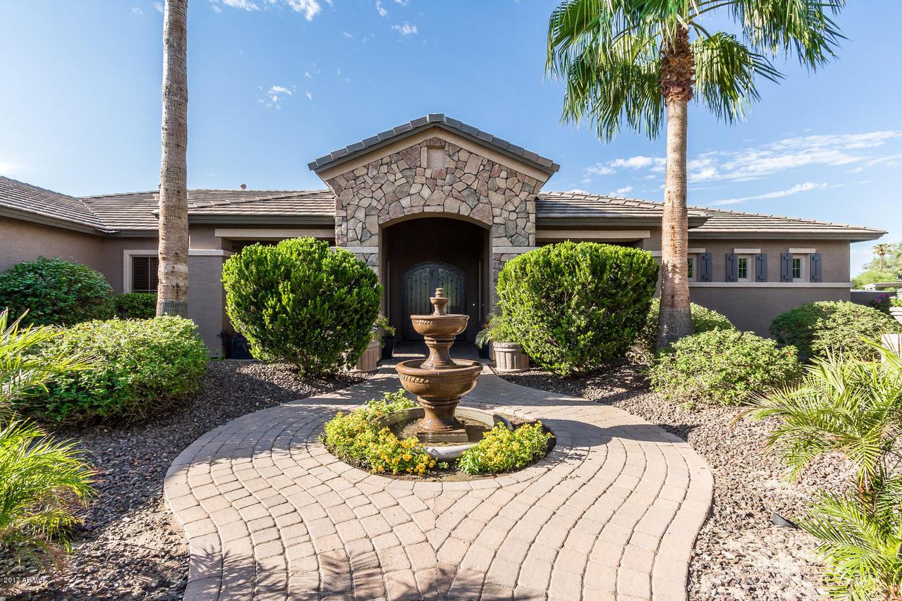 14517 W Becker Ln., Surprise, AZ 85379