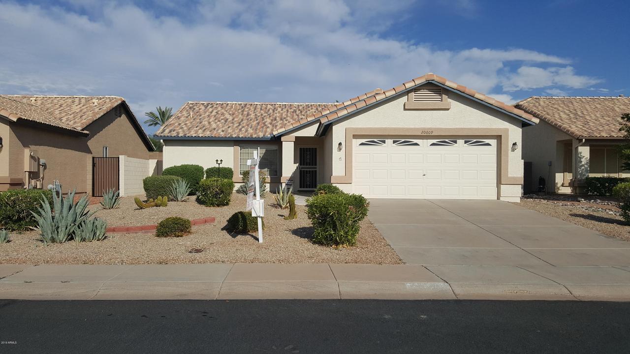 20609 N 107th Dr., Sun City, AZ 85373