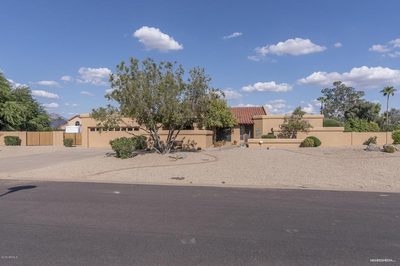 12125 N 76th Ct., Scottsdale, AZ 85260