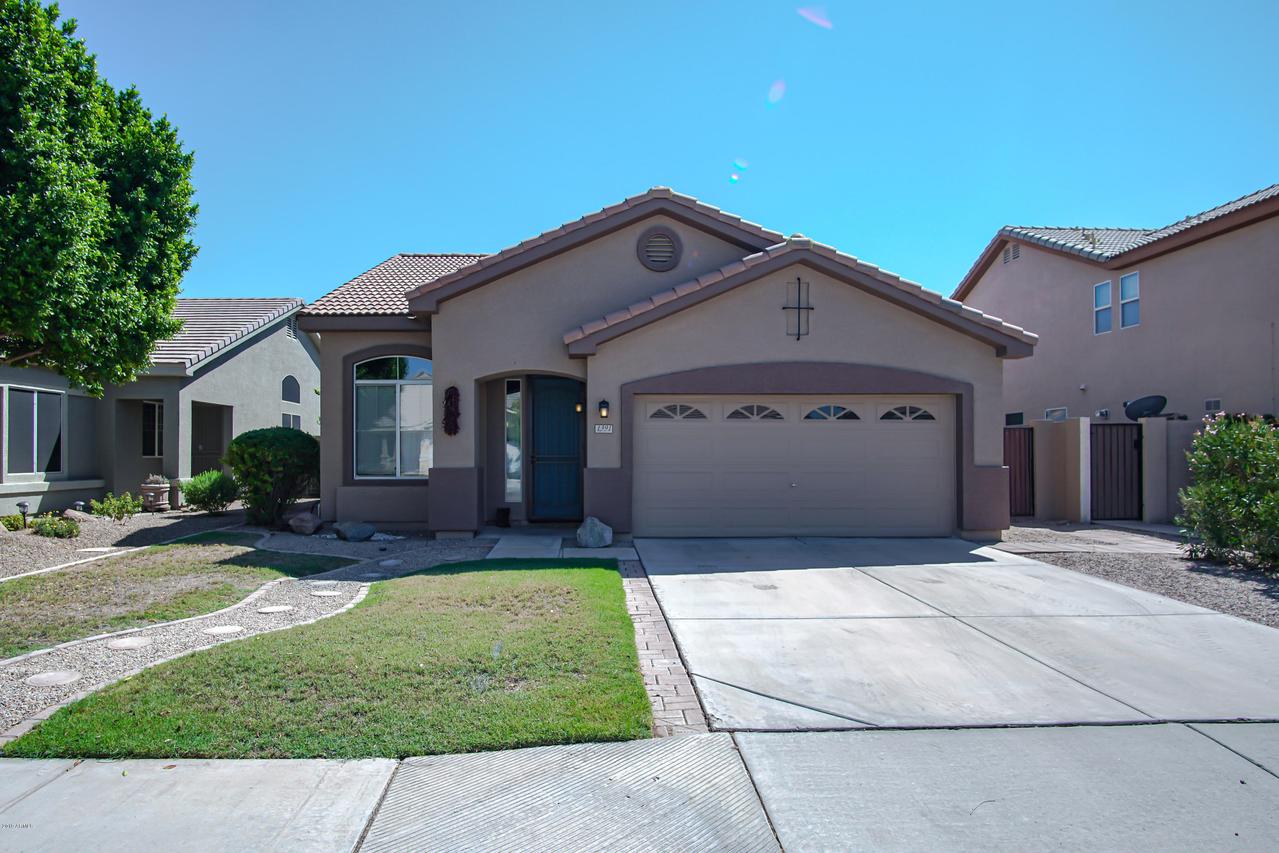 1391 W Armstrong Way, Chandler, AZ 85286