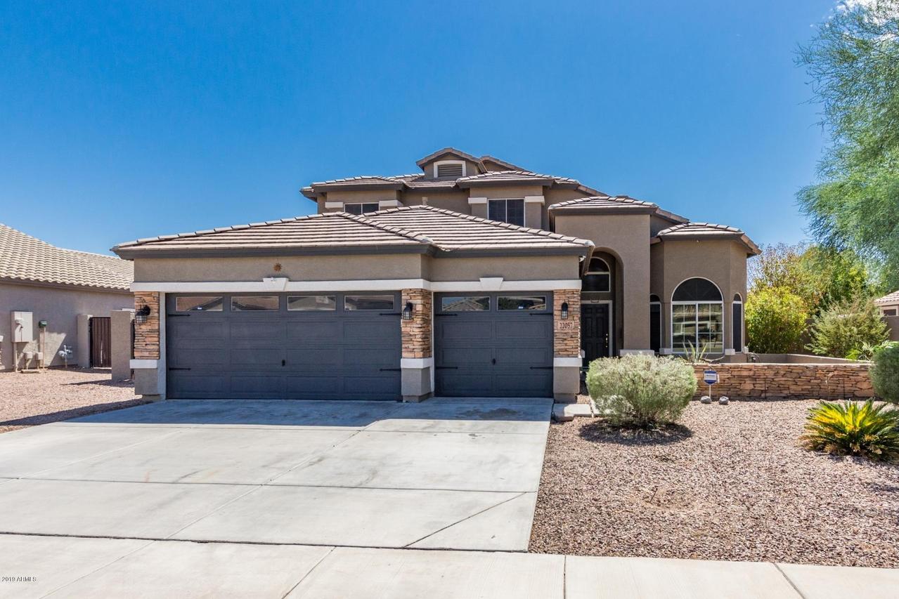 22057 E Calle De Flores St., Queen Creek, AZ 85142