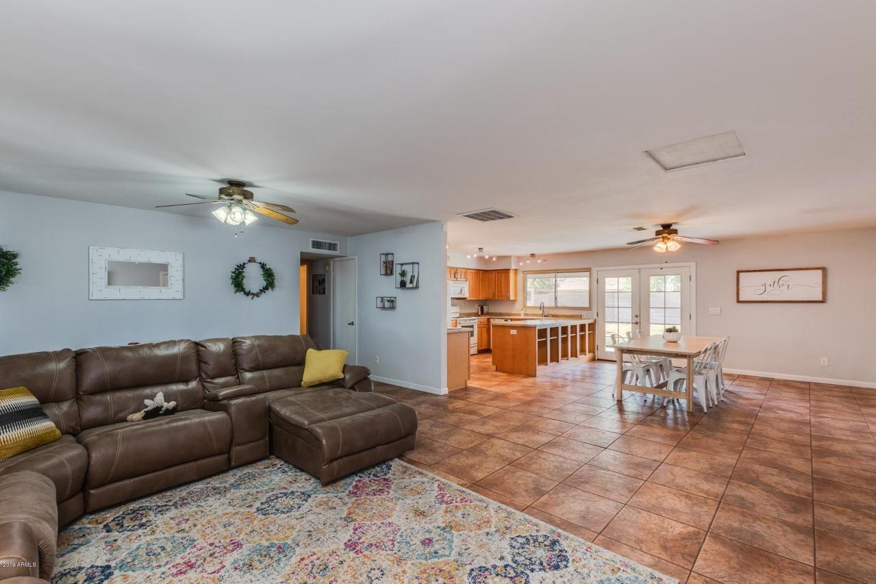 2116 W Garden Dr., Tempe, AZ 85282