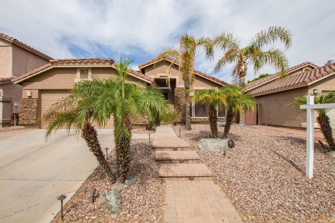 16046 S 10th St., Phoenix, AZ 85048