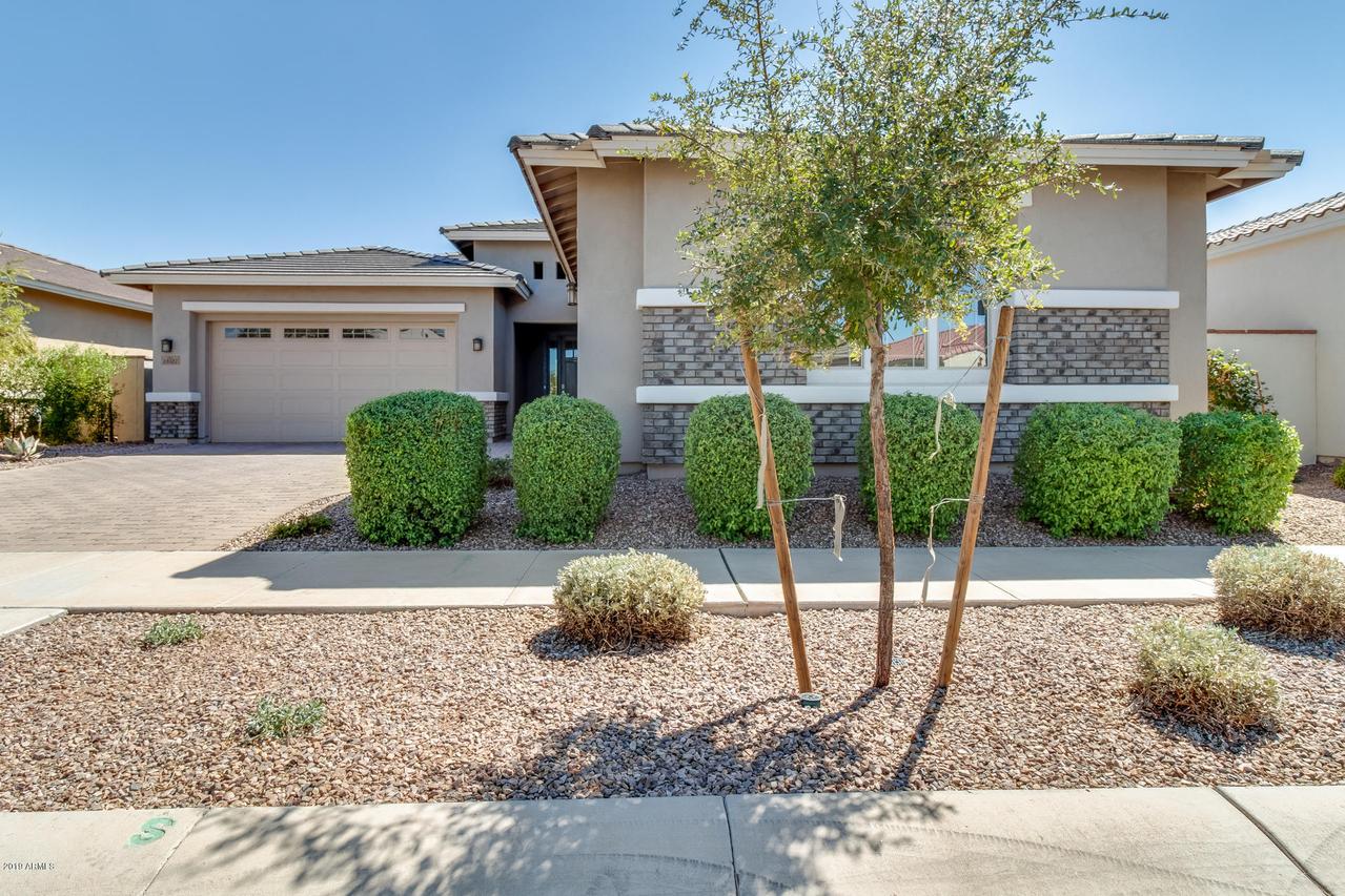 10527 E Hawk Ave., Mesa, AZ 85212