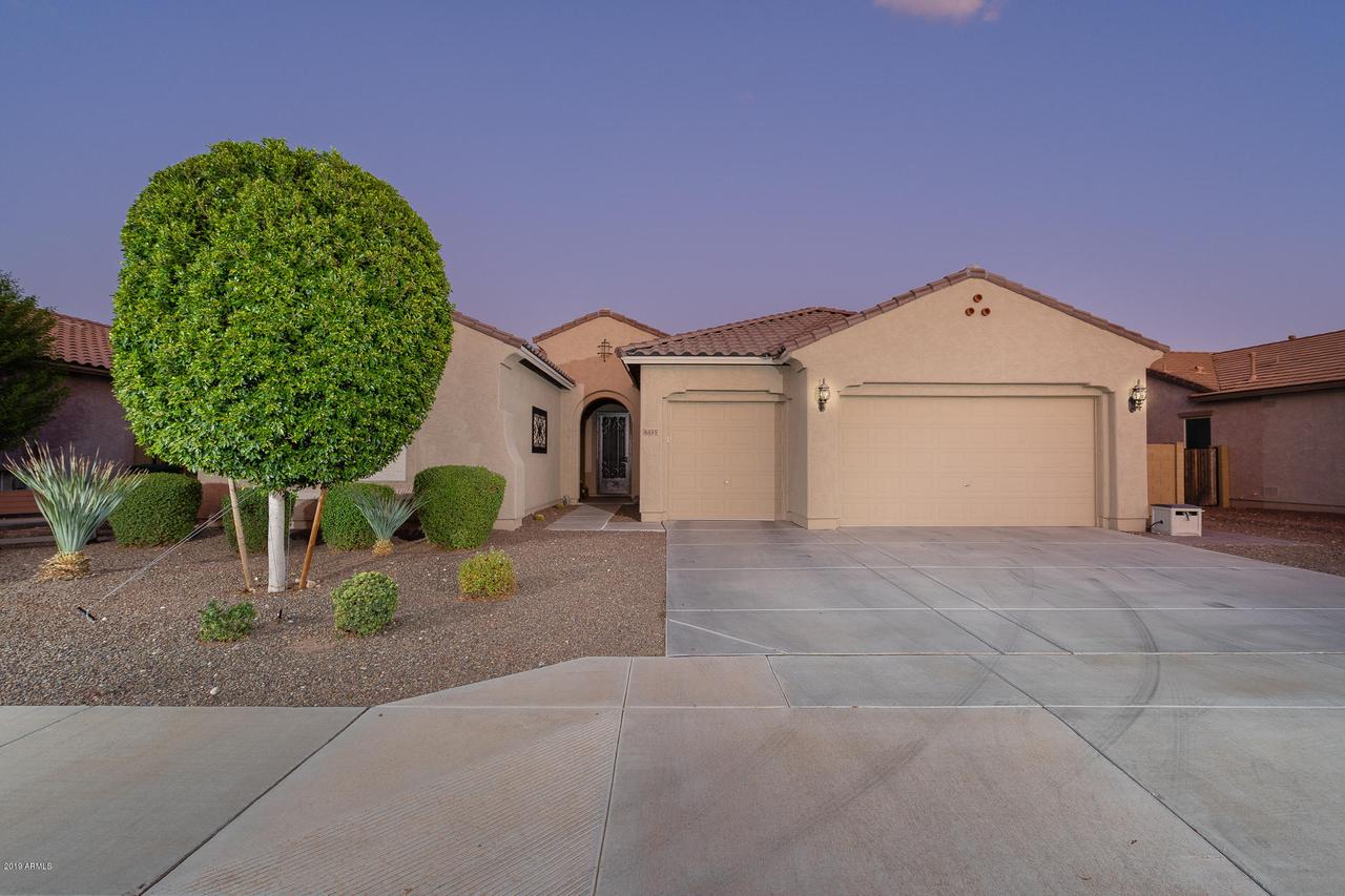 8335 N 181st Dr., Waddell, AZ 85355
