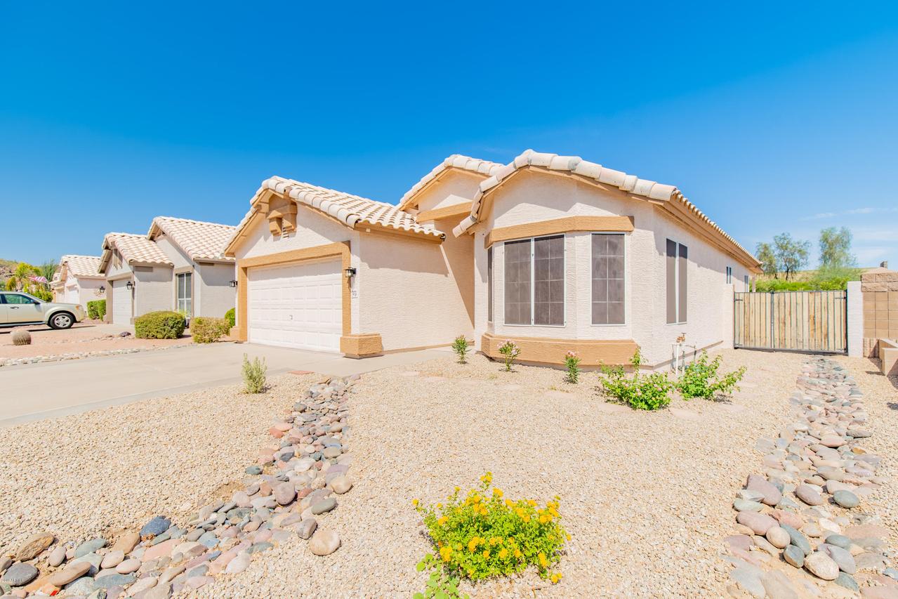 2272 E Ross Ave., Phoenix, AZ 85024
