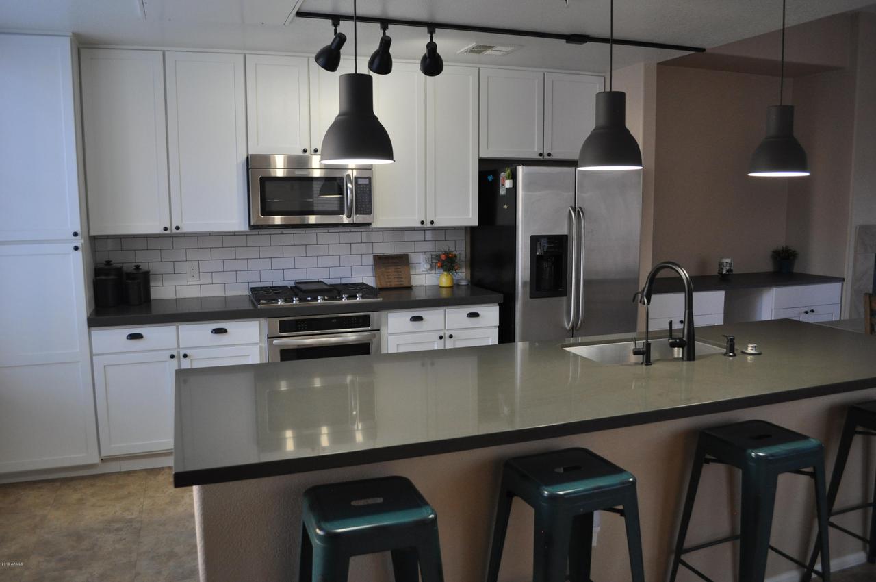 6605 N 93rd Ave. #1020, Glendale, AZ 85305