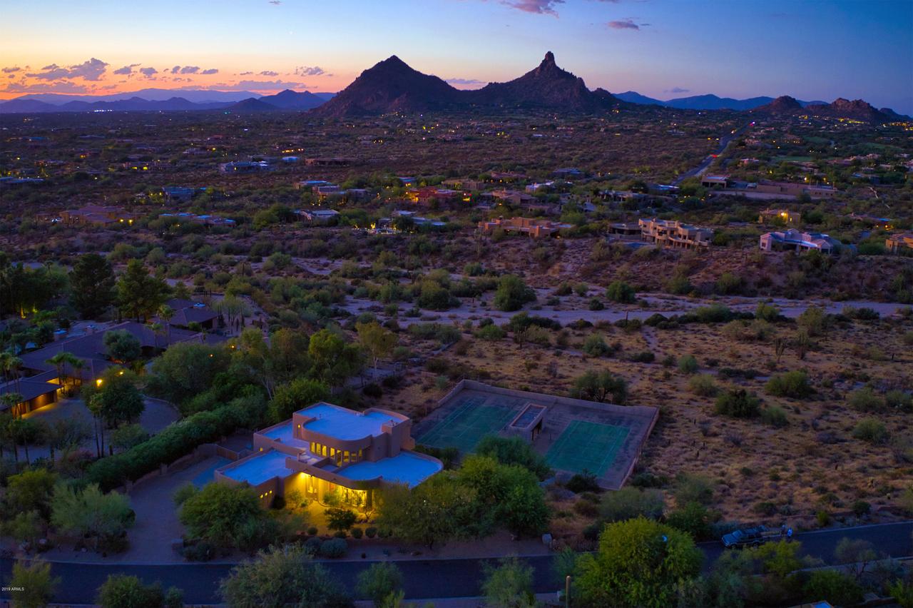 10432 E Pinnacle Peak Rd., Scottsdale, AZ 85255