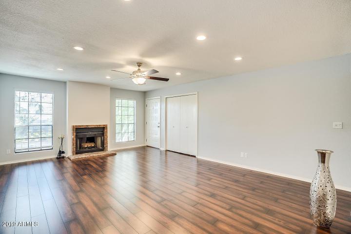225 W 1st St. #234, Mesa, AZ 85201