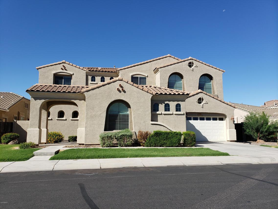 2331 E Indigo Dr., Chandler, AZ 85286