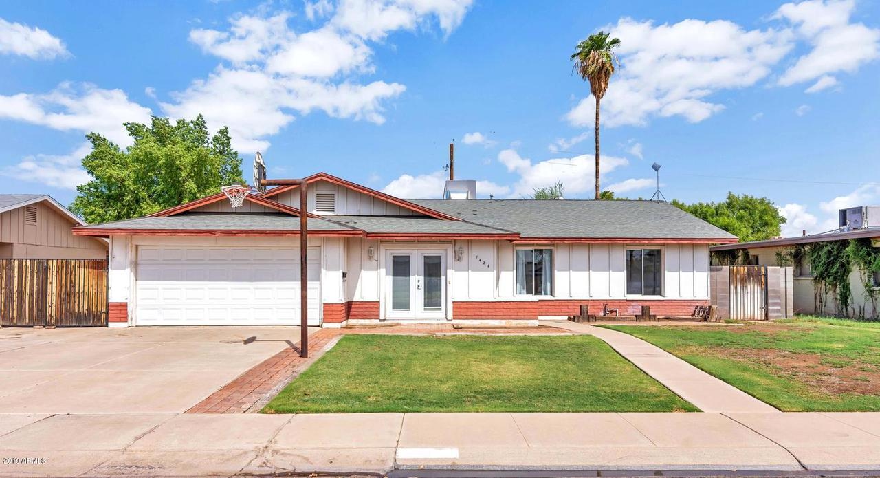 1424 E Broadmor Dr., Tempe, AZ 85282