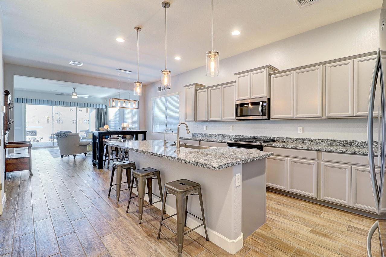 2072 E Lantana Dr., Chandler, AZ 85286