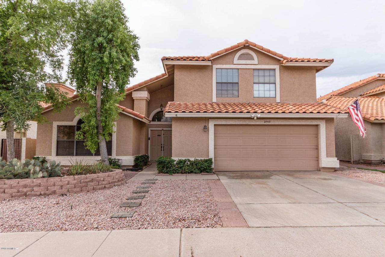 2743 E Rockledge Rd., Phoenix, AZ 85048