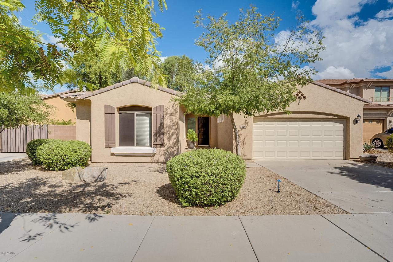 2224 W Harwell Rd., Phoenix, AZ 85041