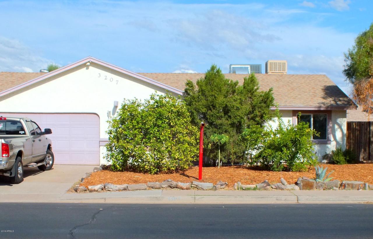3207 N Carriage Ln., Chandler, AZ 85224
