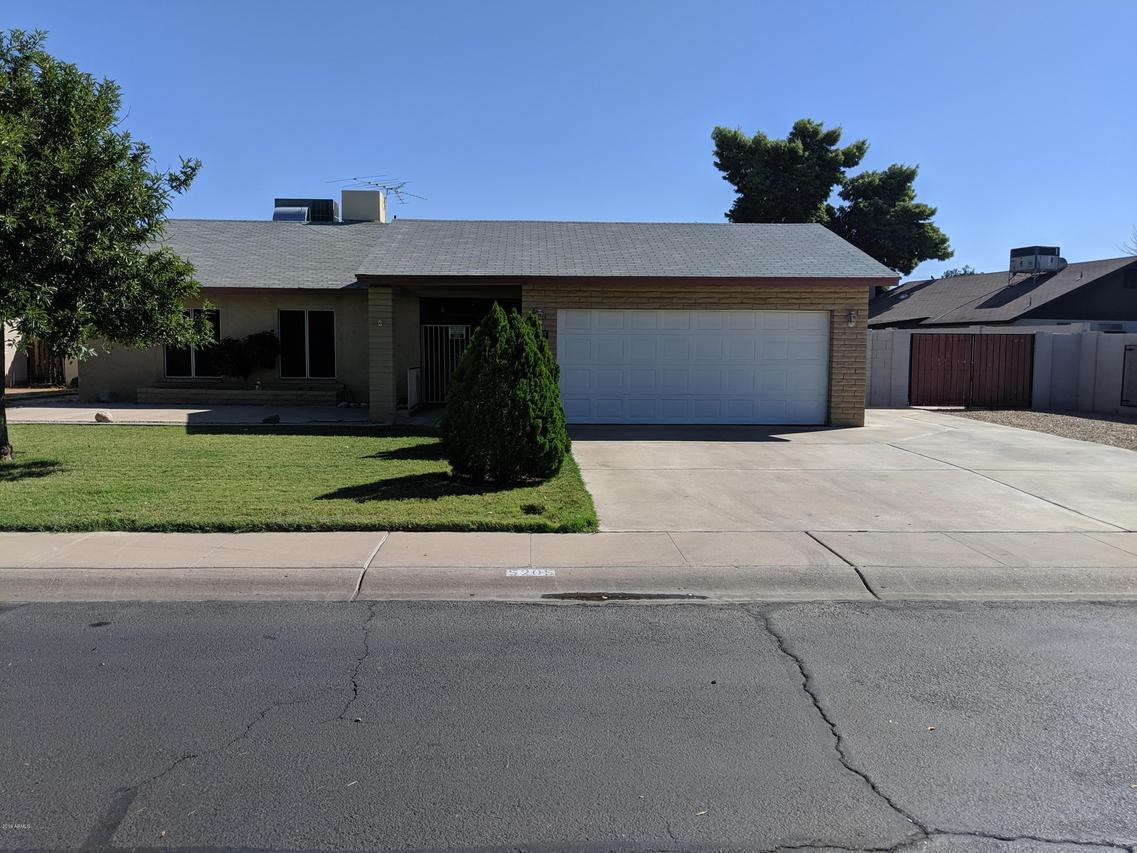 5205 N 72nd Ave., Glendale, AZ 85303