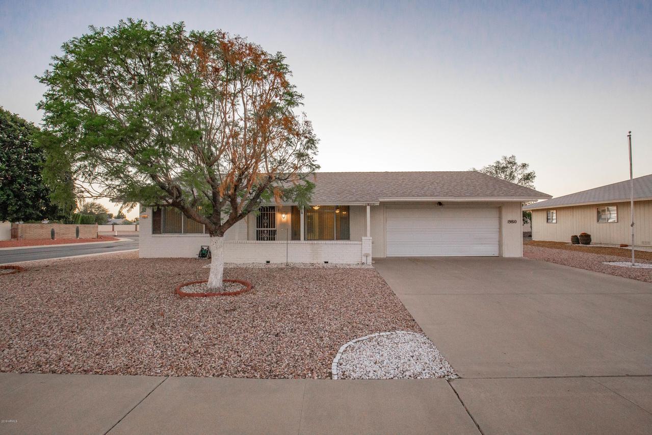 19810 N Lake Forest Dr., Sun City, AZ 85373