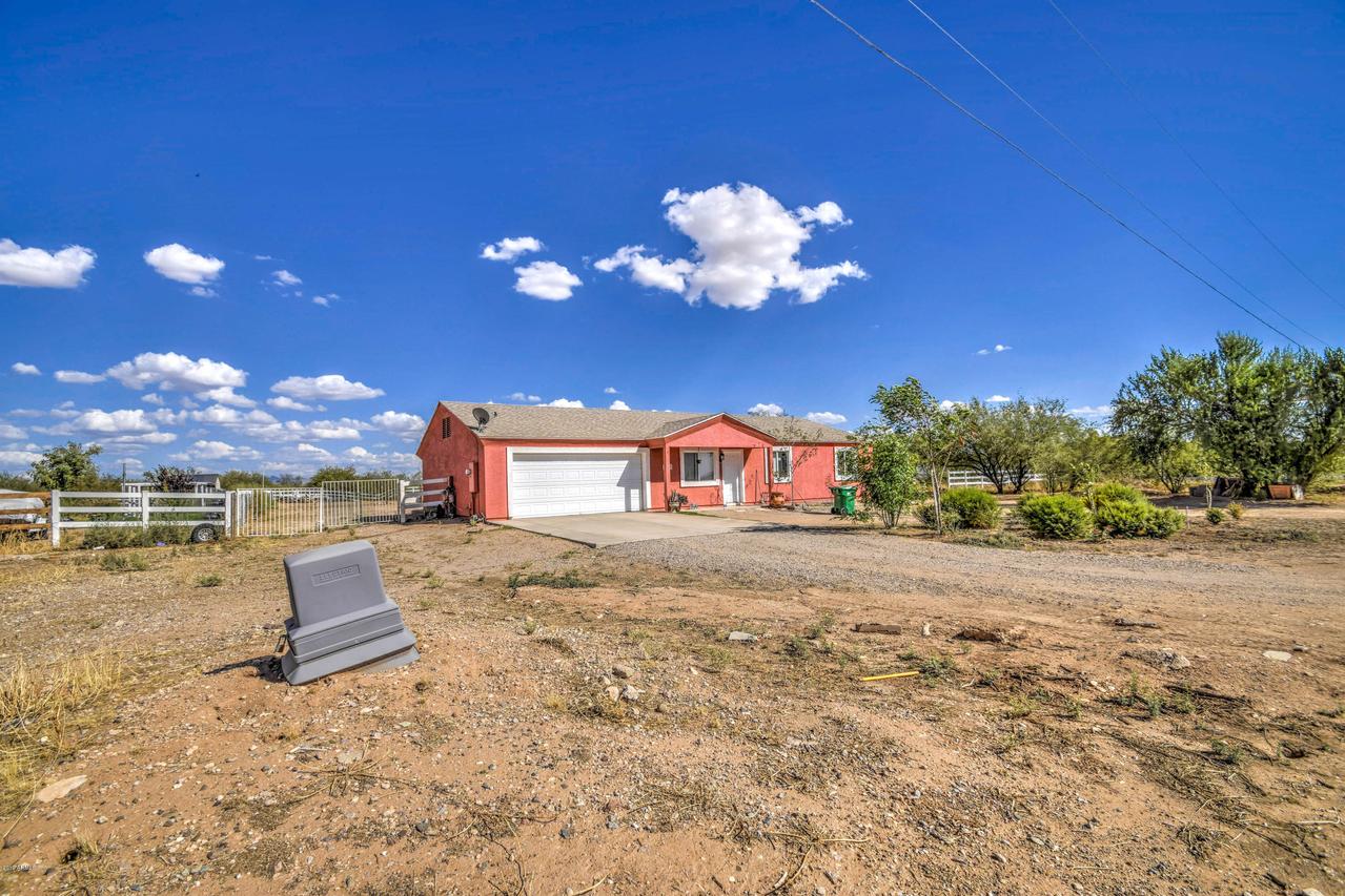 33207 N Brinlee Ln., San Tan Valley, AZ 85143