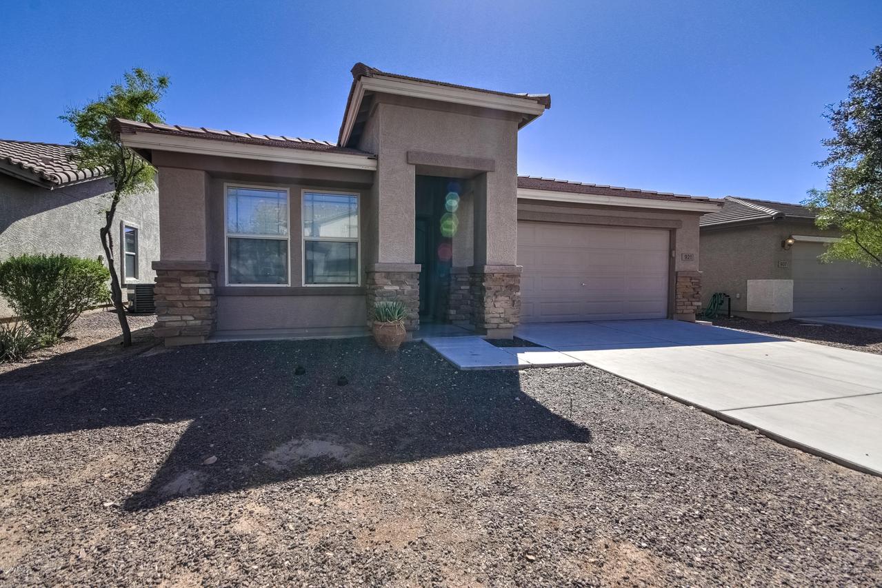 921 E Kelsi Ave., San Tan Valley, AZ 85140