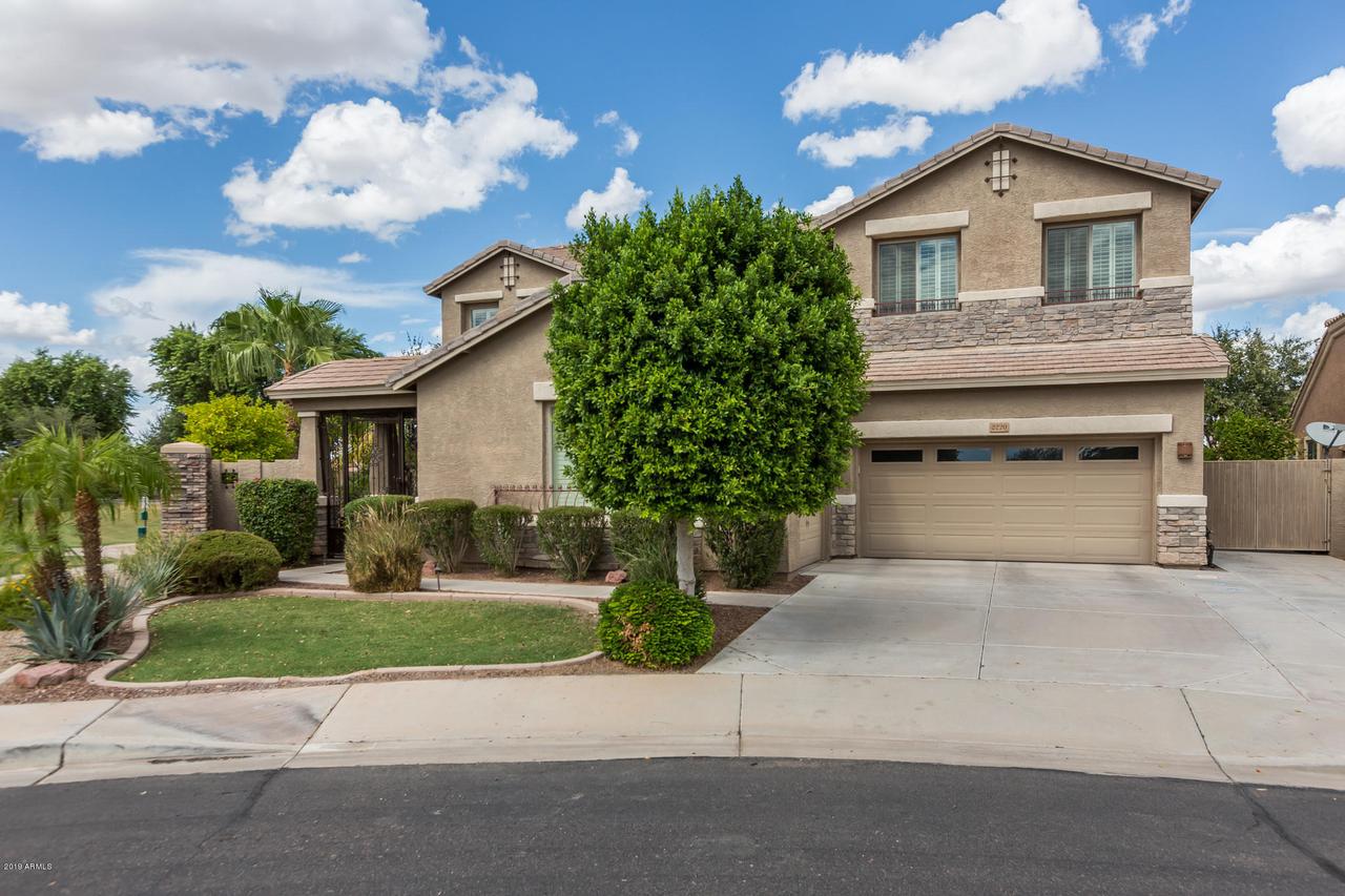 2220 E Indigo Dr., Chandler, AZ 85286