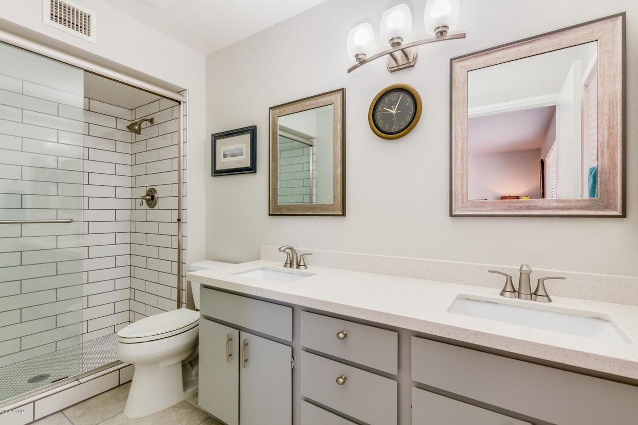 12726 W Crystal Lake Dr., Sun City West, AZ 85375