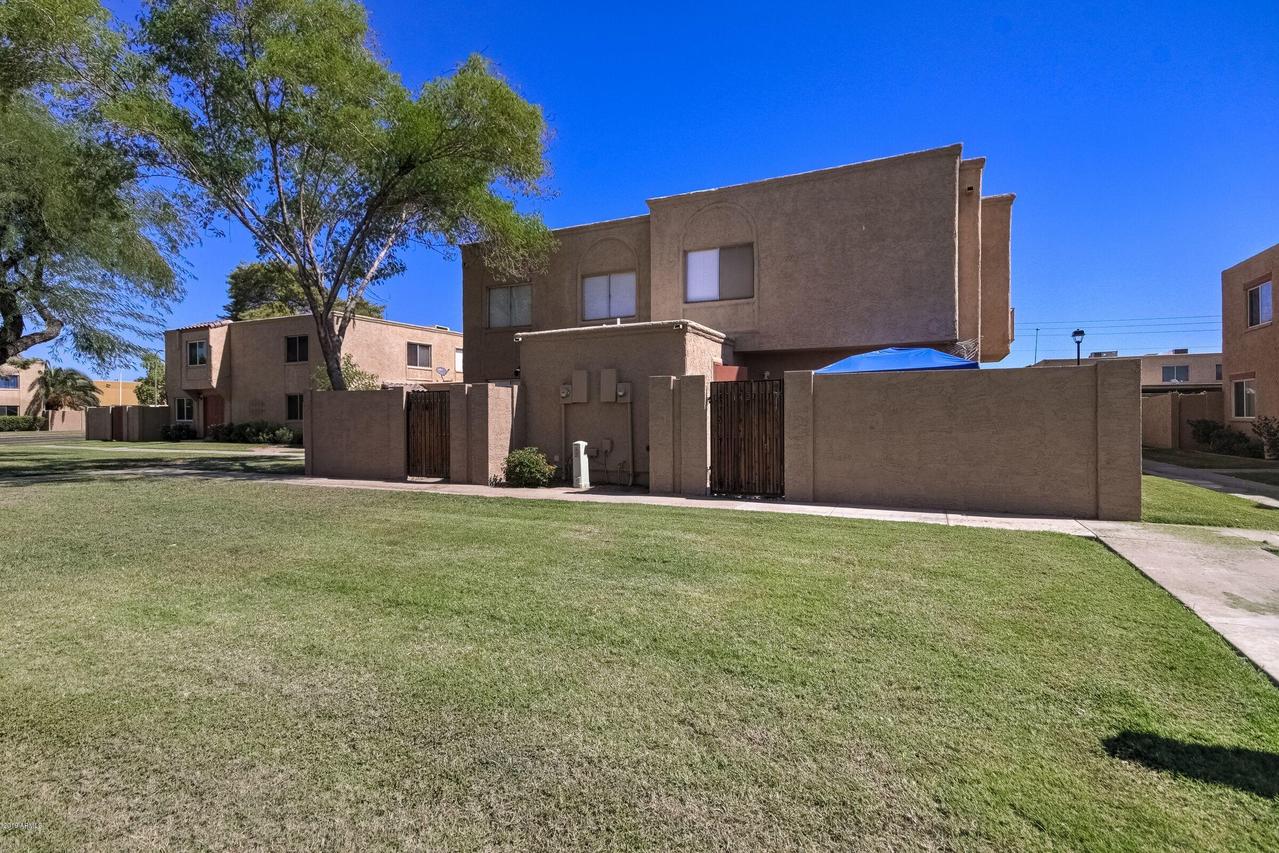 948 S Alma School Rd. #141, Mesa, AZ 85210