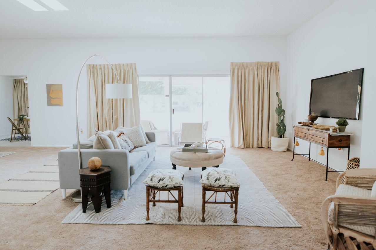 10306 W Garnette Dr., Sun City, AZ 85373