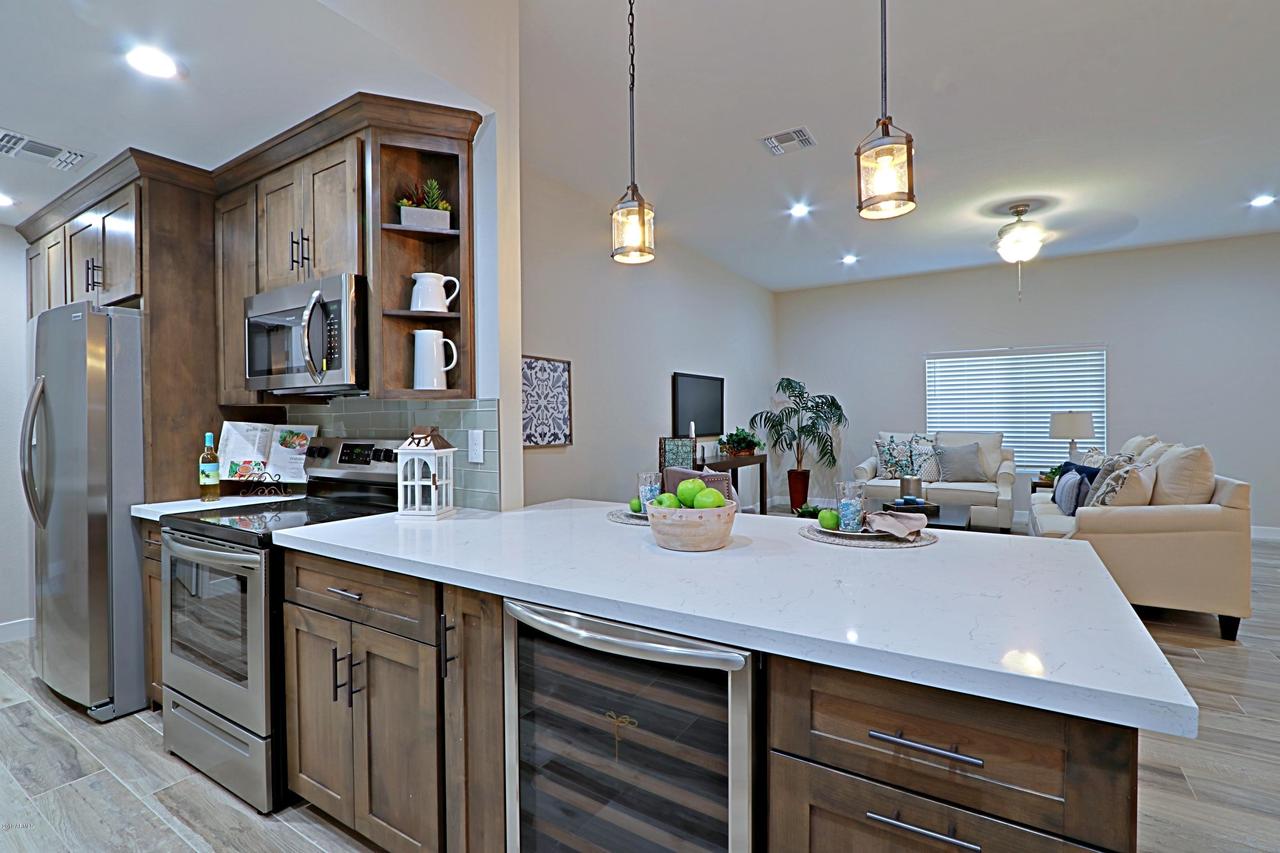10637 W Sequoia Dr., Sun City, AZ 85373
