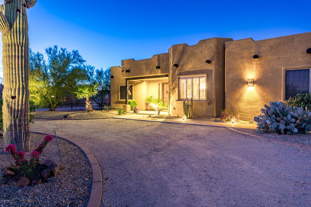 2718 W Valley View Tr., Phoenix, AZ 85086