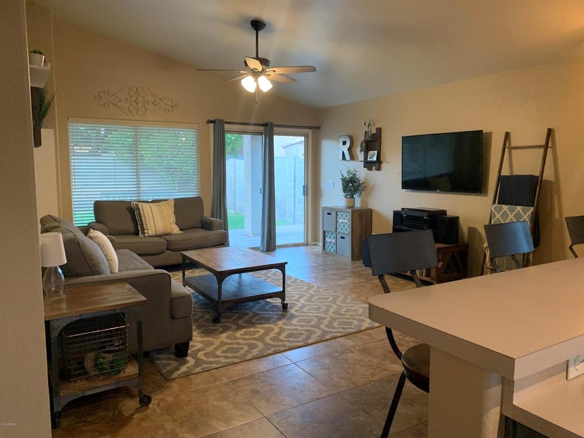 8556 W Laurel Ln., Peoria, AZ 85345