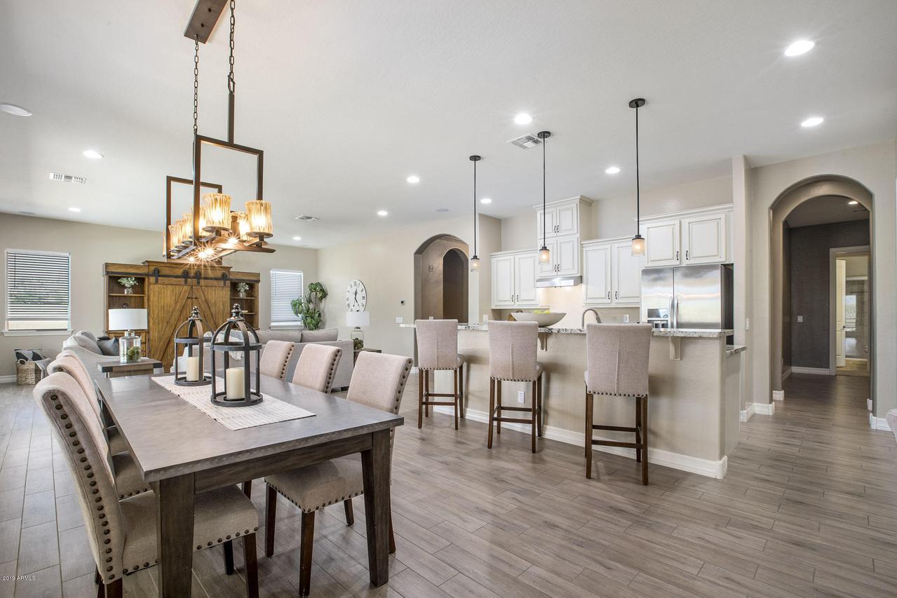 8510 N 194th Dr., Waddell, AZ 85355