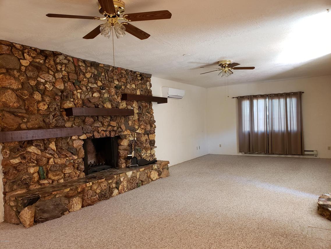 51061 W Roadrunner Flat, Wickenburg, AZ 85390