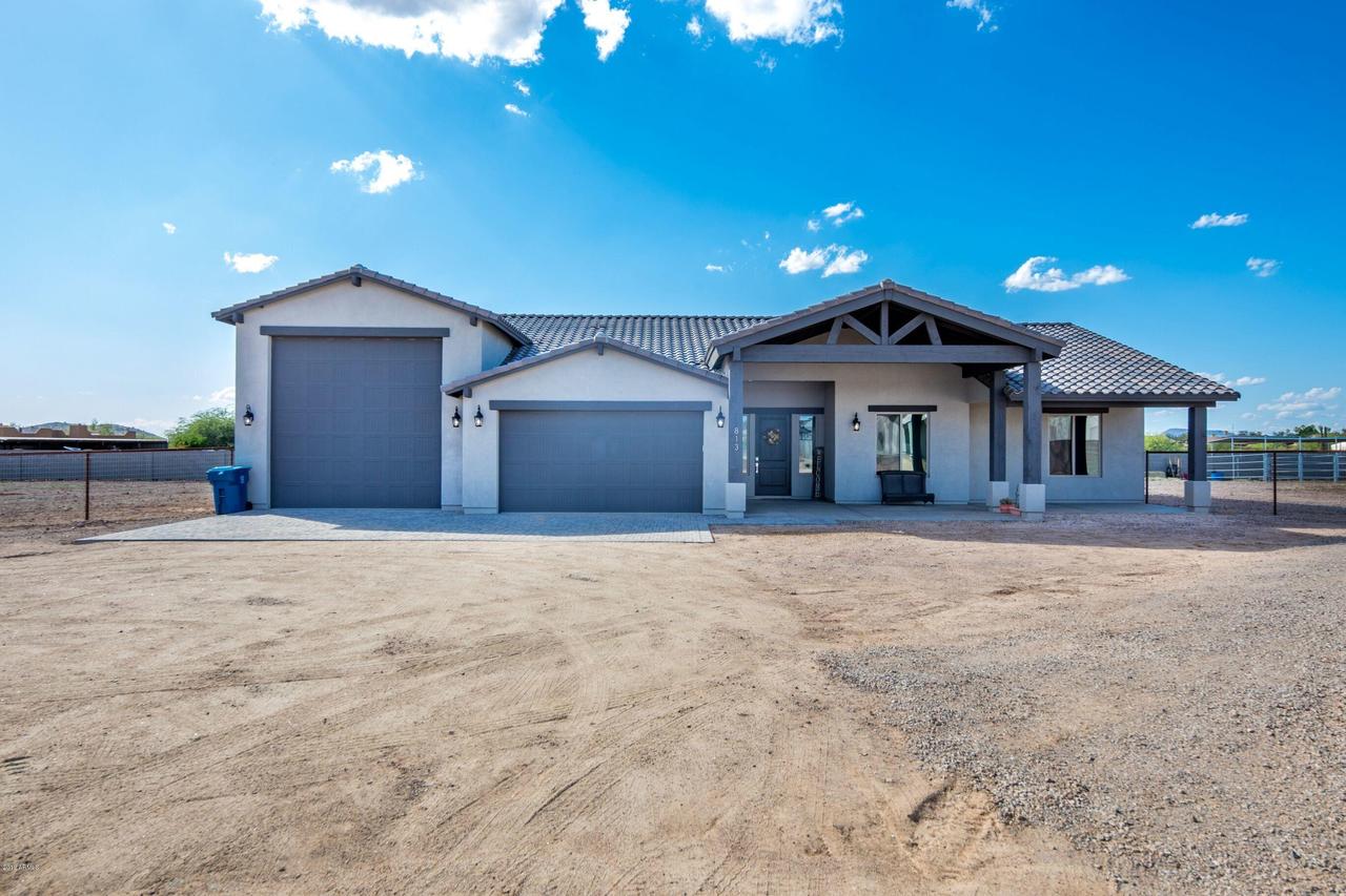 813 W Tamar Rd., Phoenix, AZ 85086