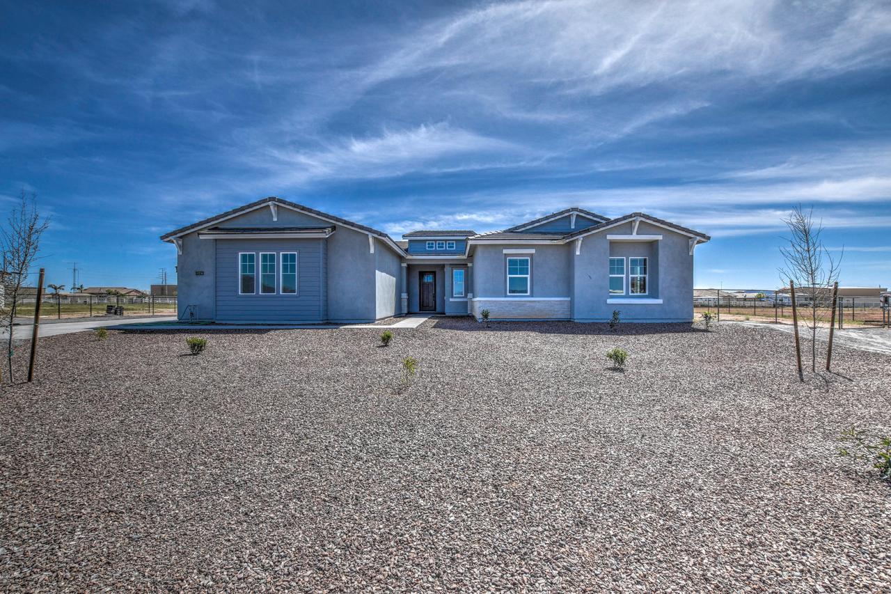 1647 E Lobo St., San Tan Valley, AZ 85140
