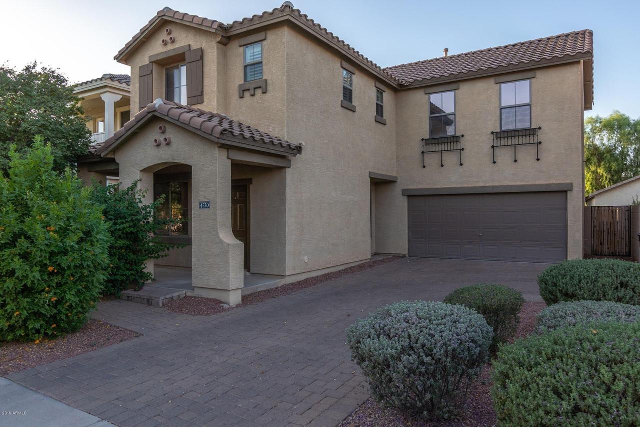 4520 E Loma Vista St., Gilbert, AZ 85236