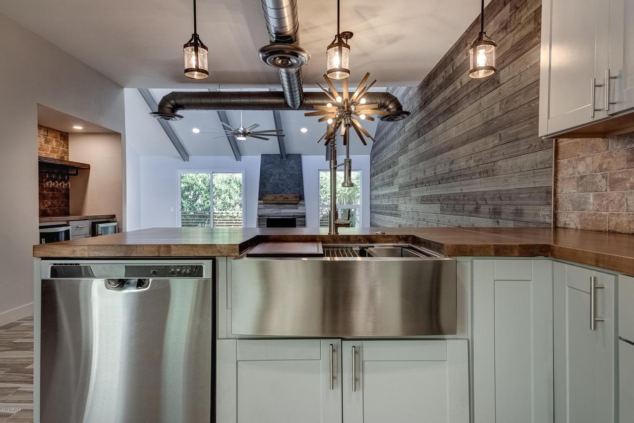 2551 N Miller Rd., Scottsdale, AZ 85257