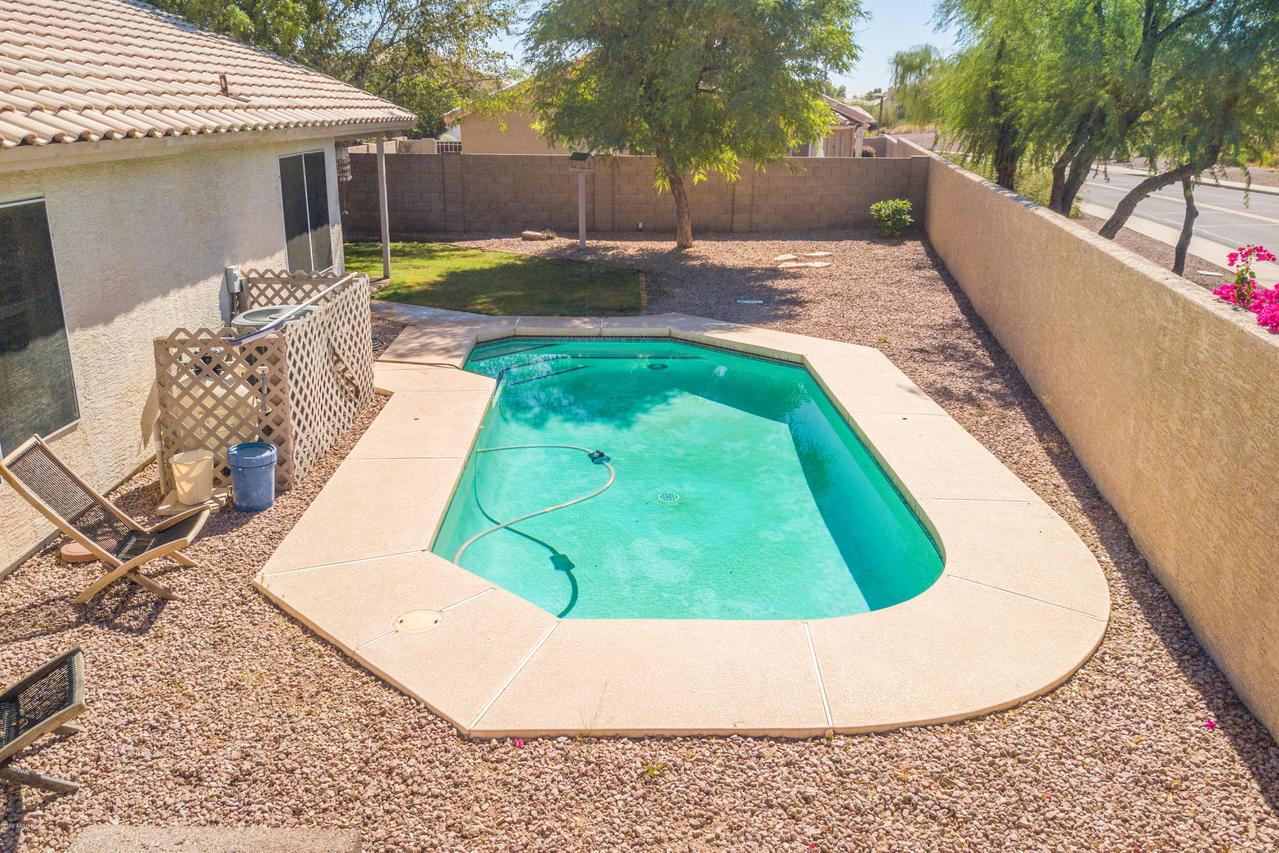 2801 E Brookwood Ct., Phoenix, AZ 85048