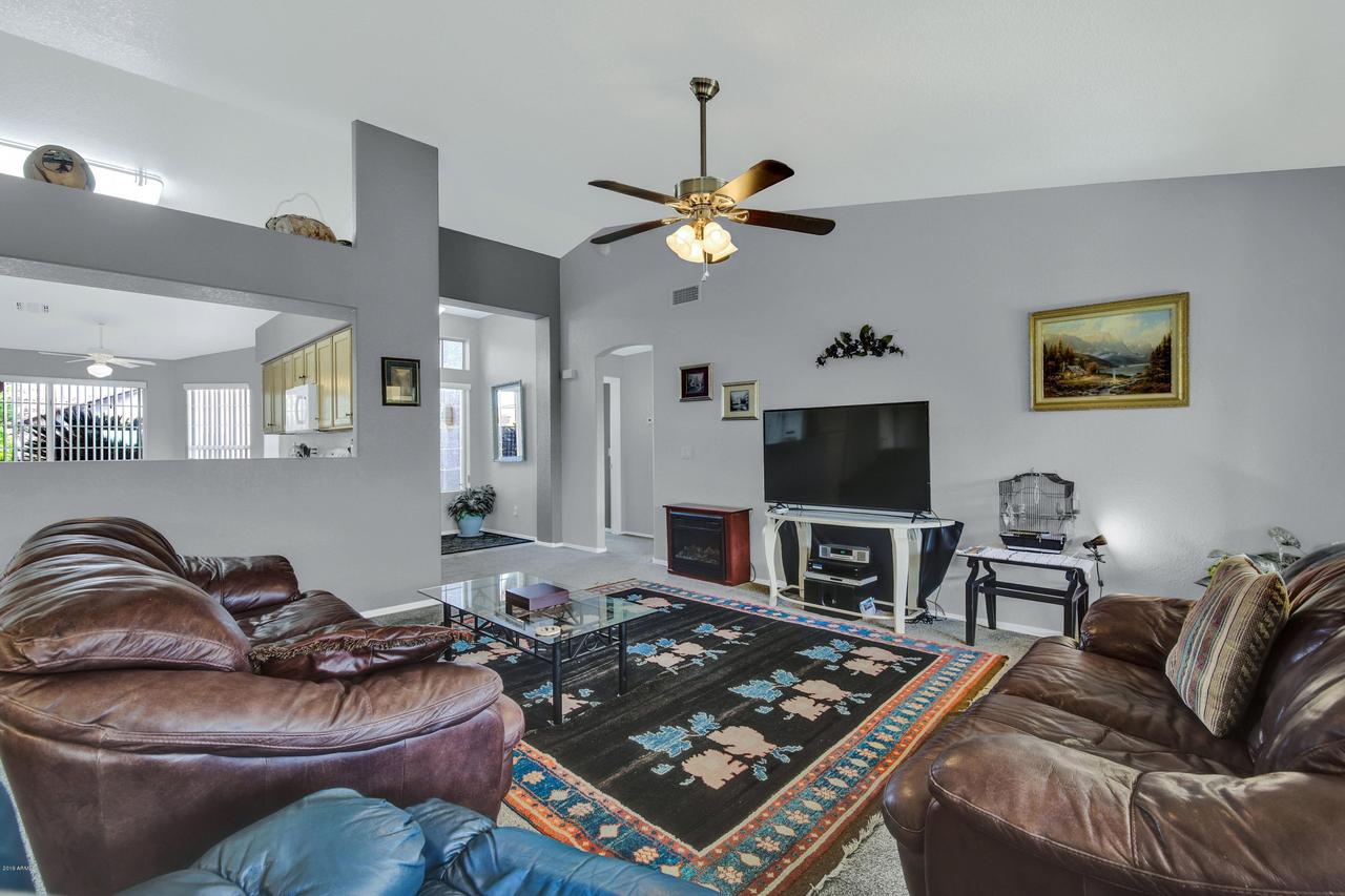 11037 W Yukon Dr., Sun City, AZ 85373