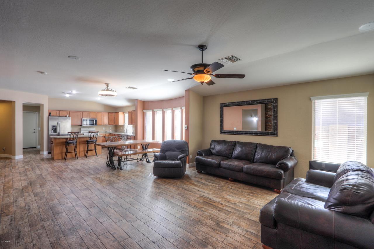 18854 N Roosevelt Ave., Maricopa, AZ 85239