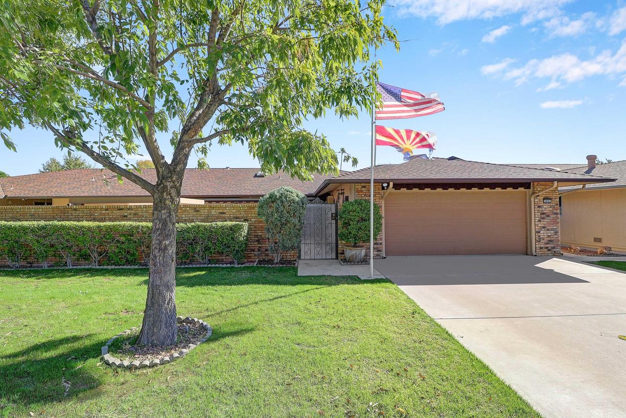 18241 N 103rd Ave., Sun City, AZ 85373