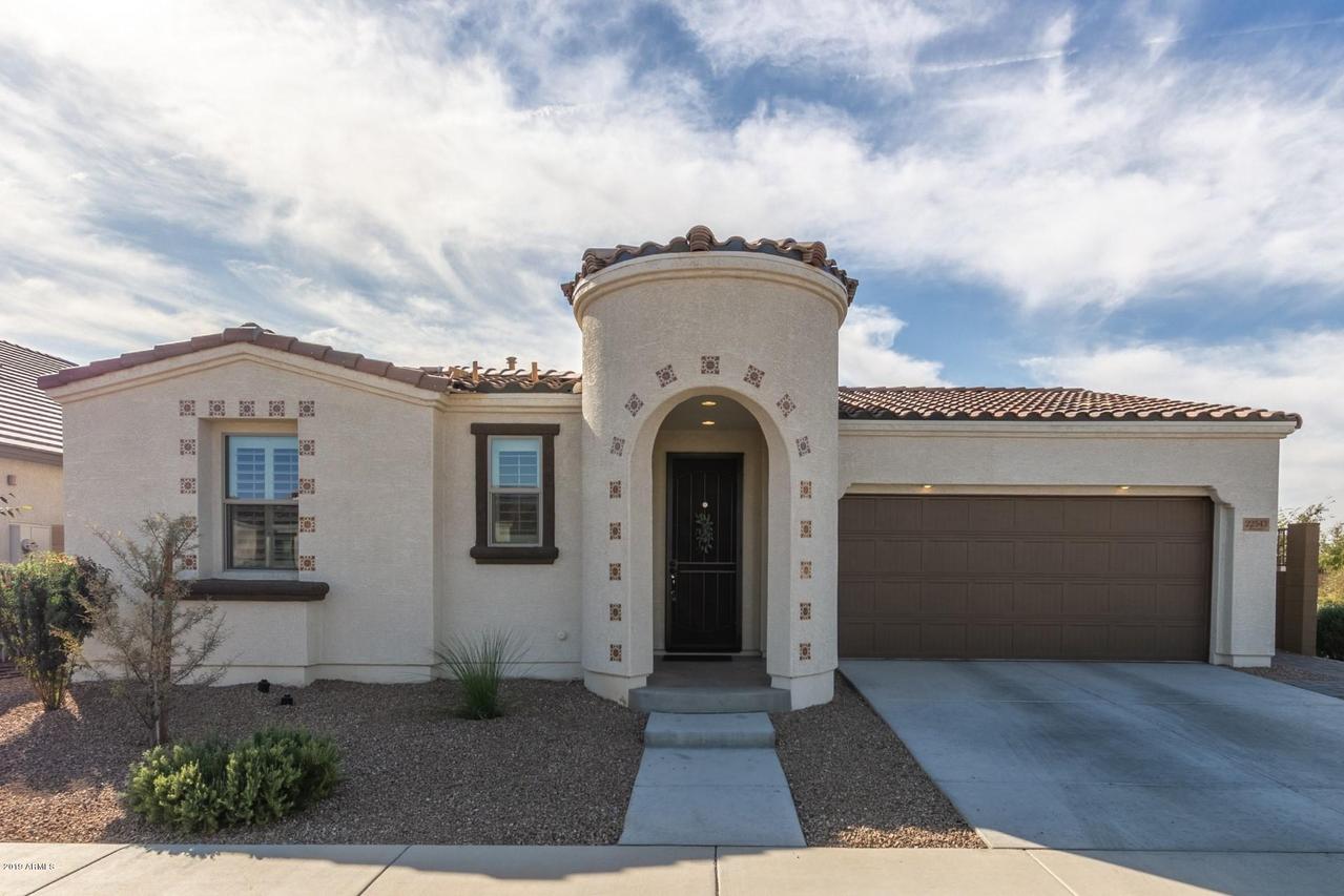 22543 E Calle De Flores St., Queen Creek, AZ 85142