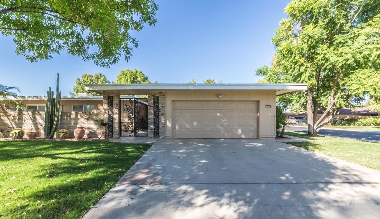 10302 W Spanish Moss Ln., Sun City, AZ 85373