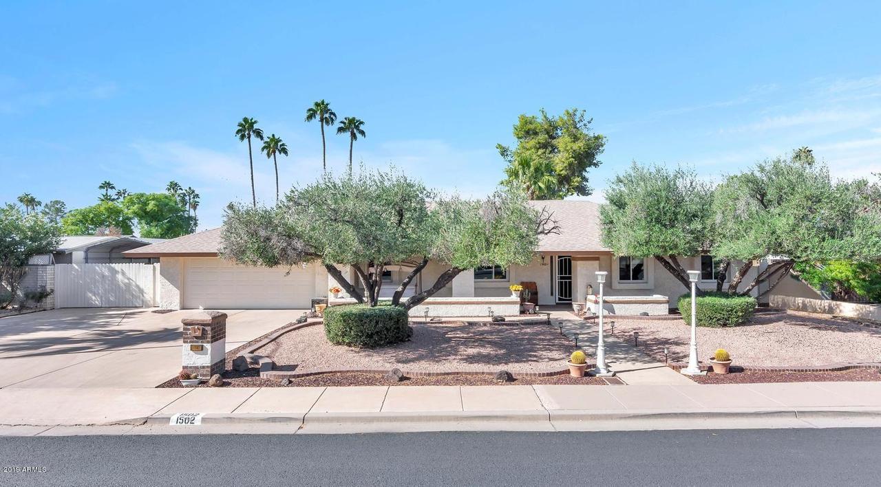 1502 N 26th St., Mesa, AZ 85213