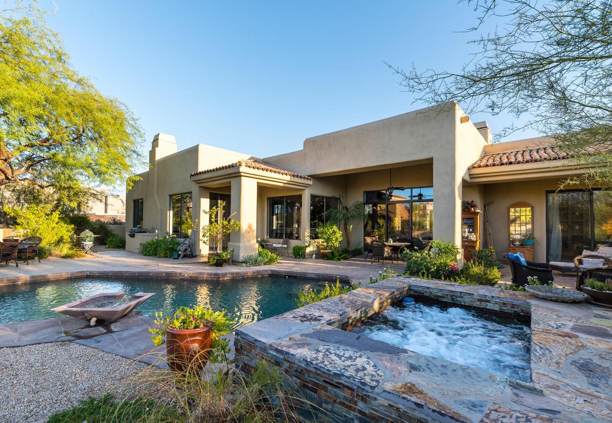 8300 E Dixileta Dr. #250, Scottsdale, AZ 85266