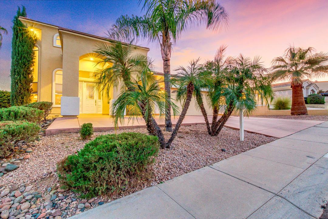 1955 E Hillery Dr., Phoenix, AZ 85022