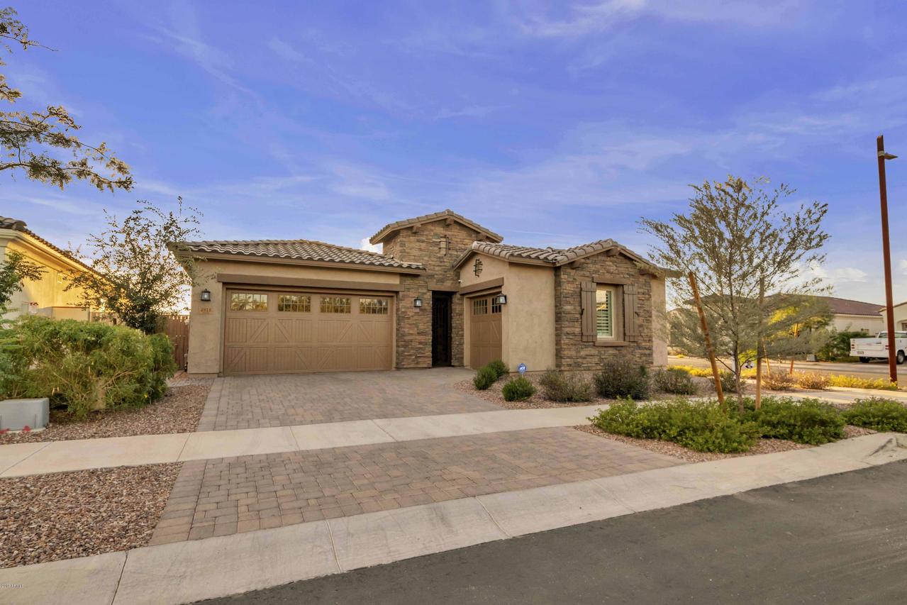 4818 S Curie Way, Mesa, AZ 85212