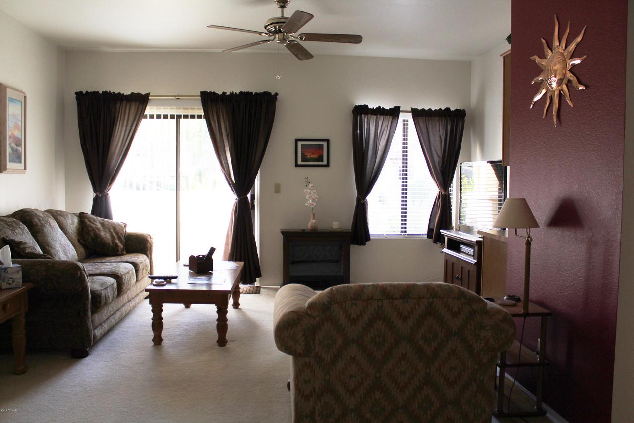19400 N Westbrook Pkwy. #137, Peoria, AZ 85382